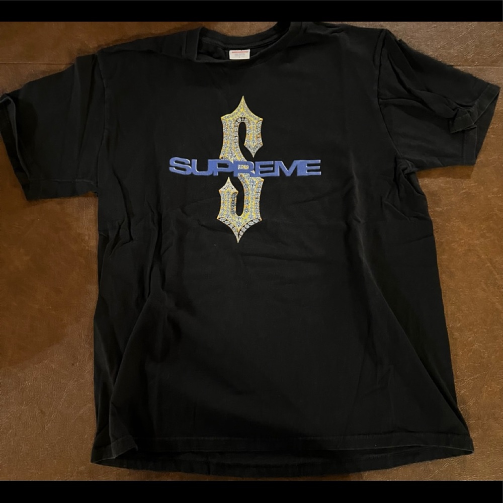 Supreme T-Shirt